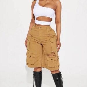 🆕 Fashion Nova Bermuda/Cargo Shorts